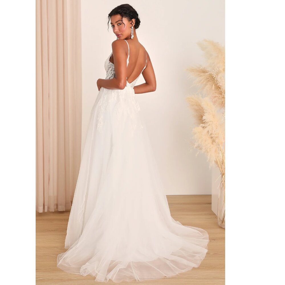 Lulu's Fantasize About Forever White Tulle Lace Beaded Wedding Dress NWT - Picture 5 of 9